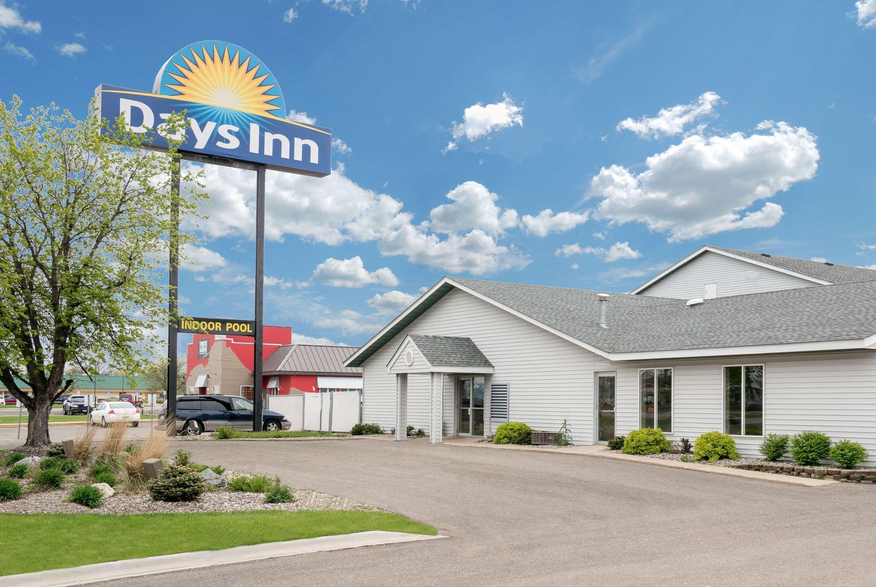 Days Inn By Wyndham Alexandria Mn Zewnętrze zdjęcie