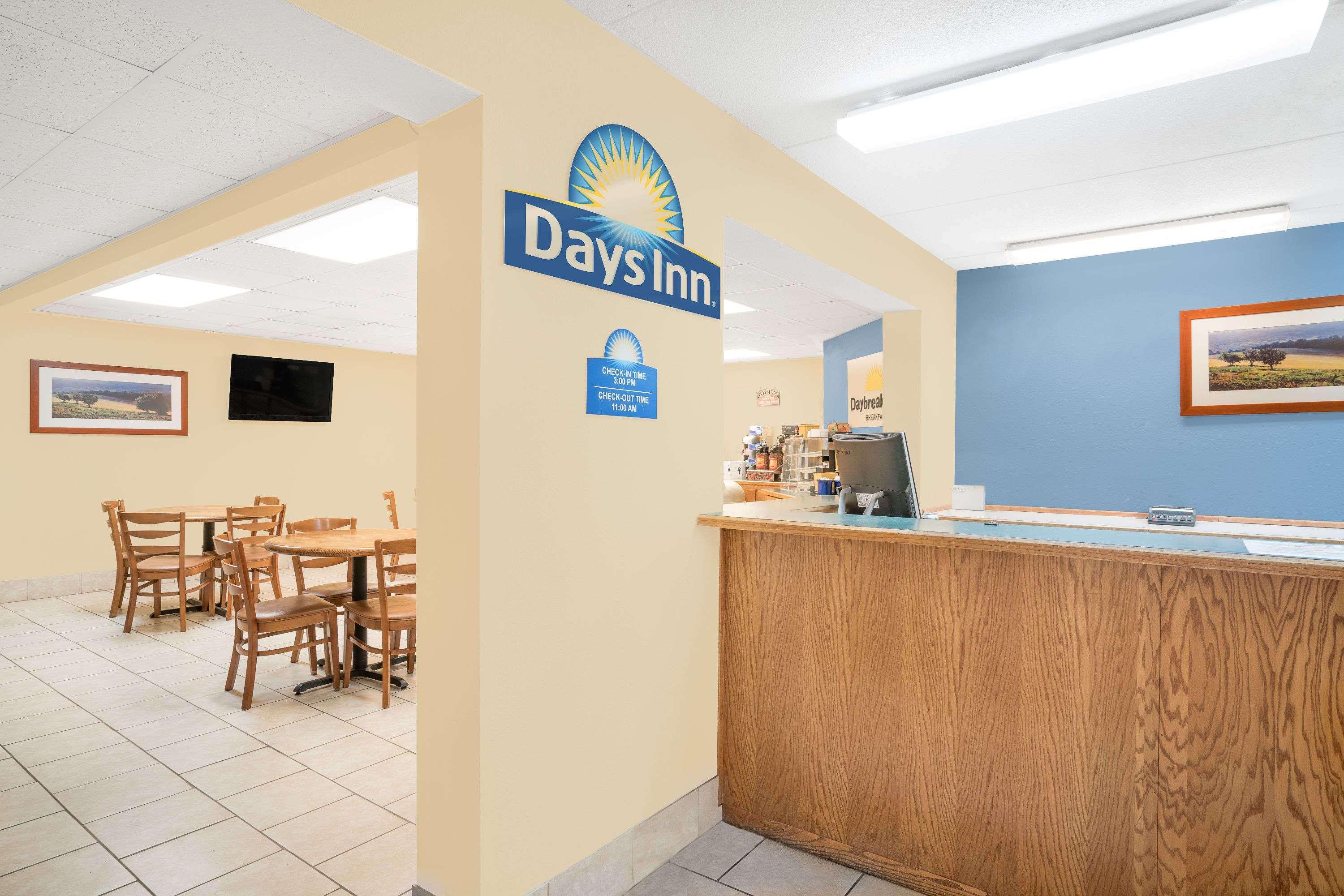 Days Inn By Wyndham Alexandria Mn Zewnętrze zdjęcie